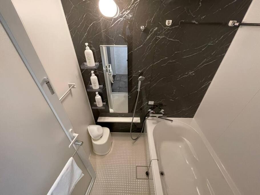 Wolf Pack Apartment 33 Oszaka Kültér fotó
