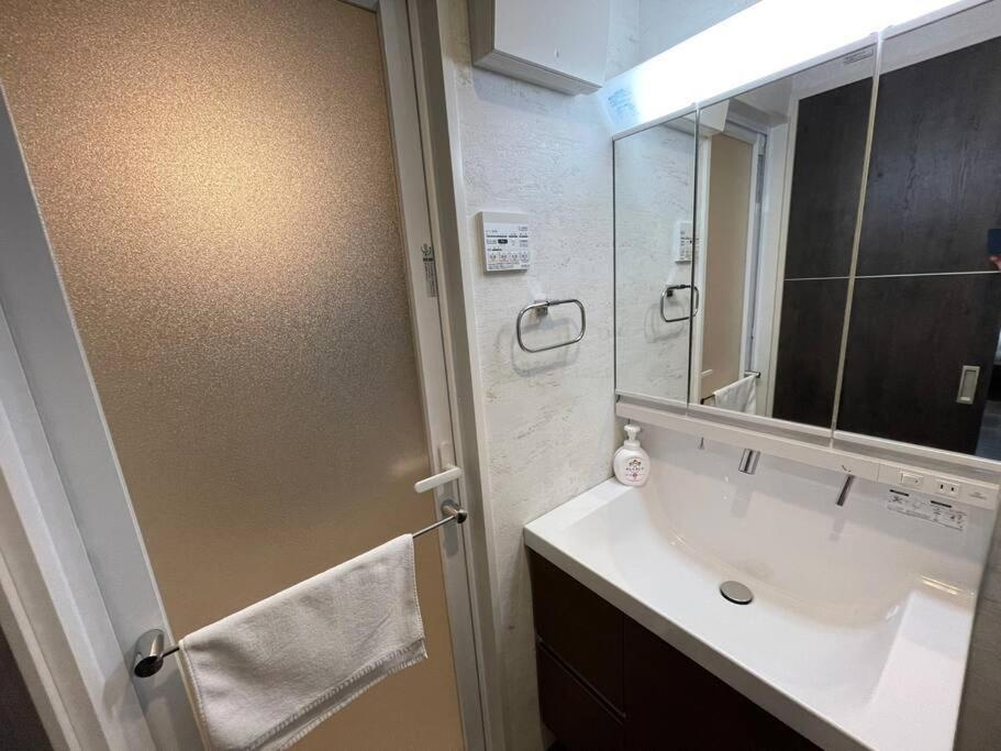 Wolf Pack Apartment 33 Oszaka Kültér fotó